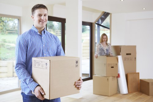 Packing and loading support for a house move in Brompton